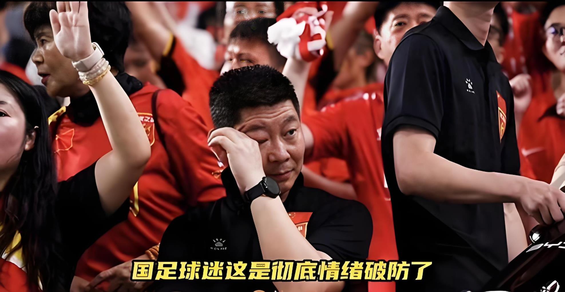 包含国脚再登场,赢得球迷热情追捧的词条 包含国脚再登场,赢得球迷热情追捧的词条