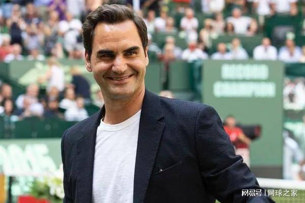 包含欧洲网球队险胜日本网球队，费德勒一己之力扛起全队的词条