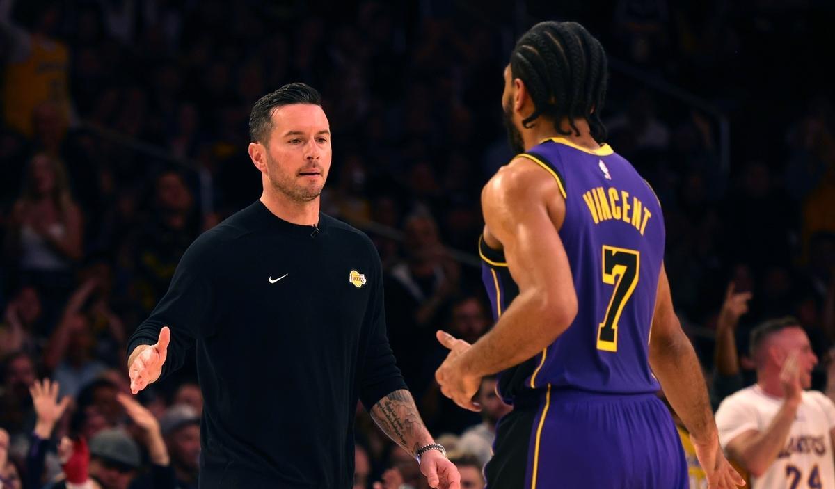 凯尔特人鏖战湖人B队，克莱爆发神勇的简单介绍